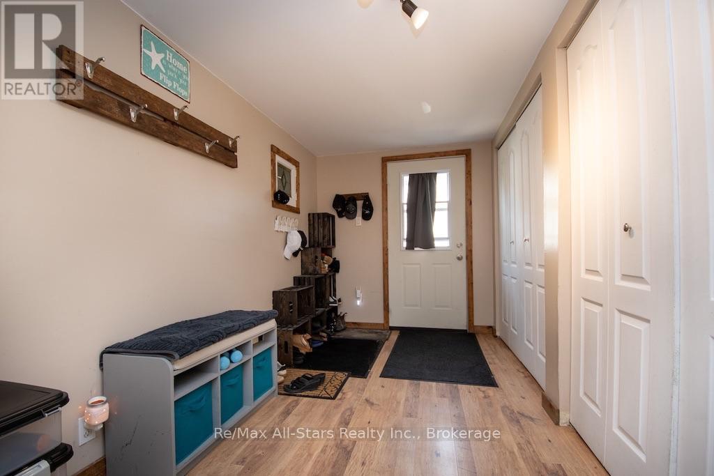 23 Wolfe Street, Kawartha Lakes, Ontario  K9V 2J3 - Photo 2 - X13815462