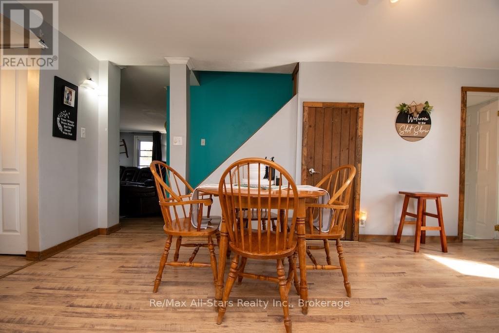 23 Wolfe Street, Kawartha Lakes, Ontario  K9V 2J3 - Photo 4 - X13815462