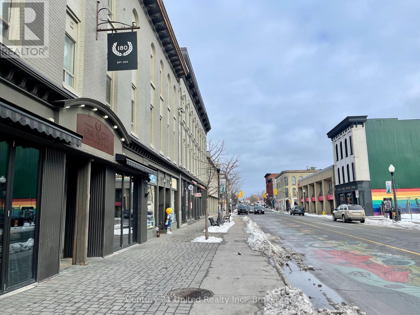 9 - 172.5 HUNTER STREET W