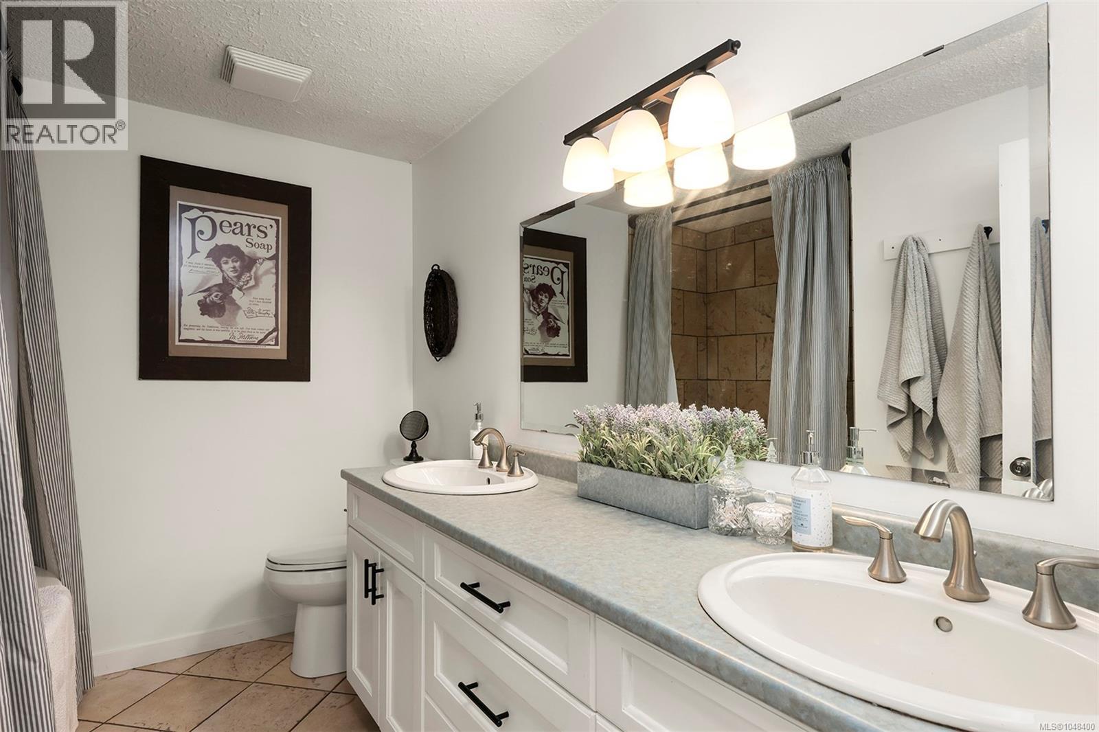 1442 Wilkinson Rd photo 19