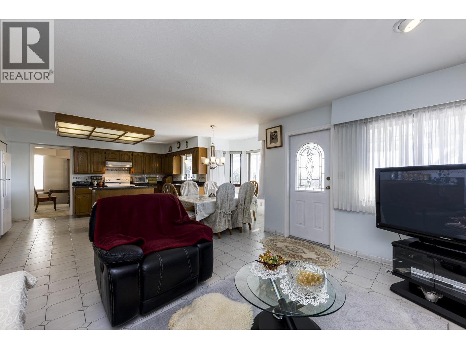 557 Tempe Crescent, North Vancouver, British Columbia  V7N 1E7 - Photo 12 - R3166948
