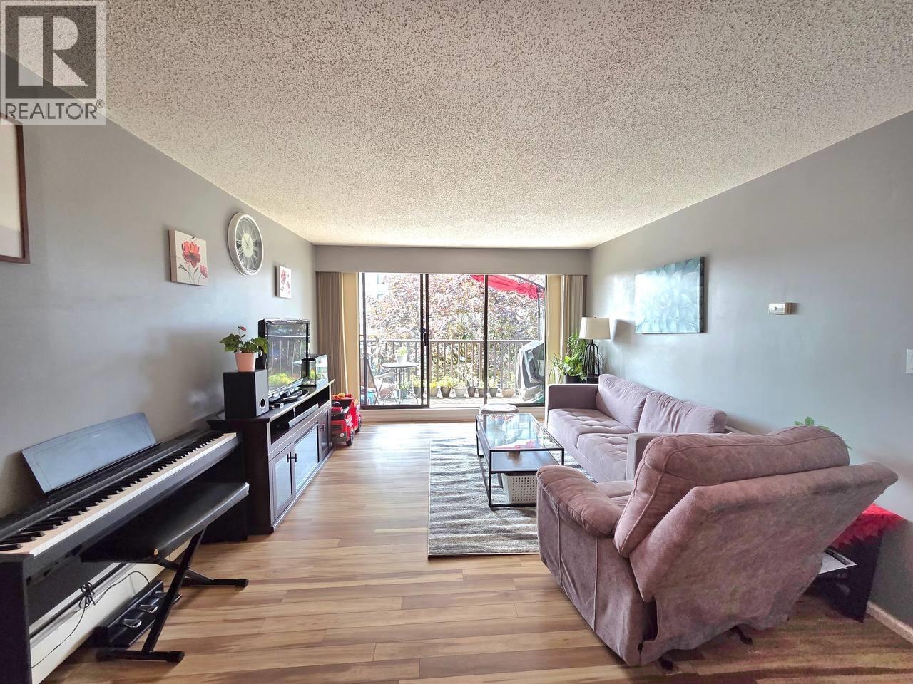 107 170 E 3rd Street, North Vancouver, British Columbia  V7L 1E6 - Photo 2 - R3164605