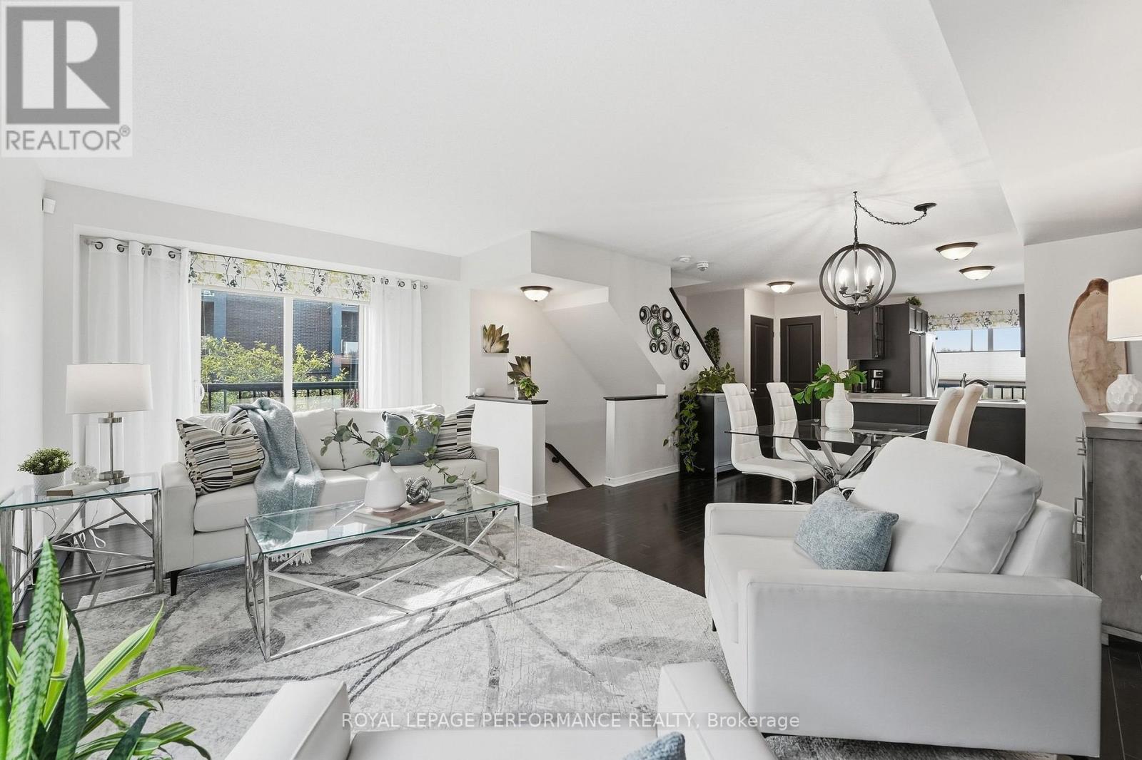 275 Eric Czapnik Way, Ottawa, Ontario  K1E 0B4 - Photo 14 - X13815568