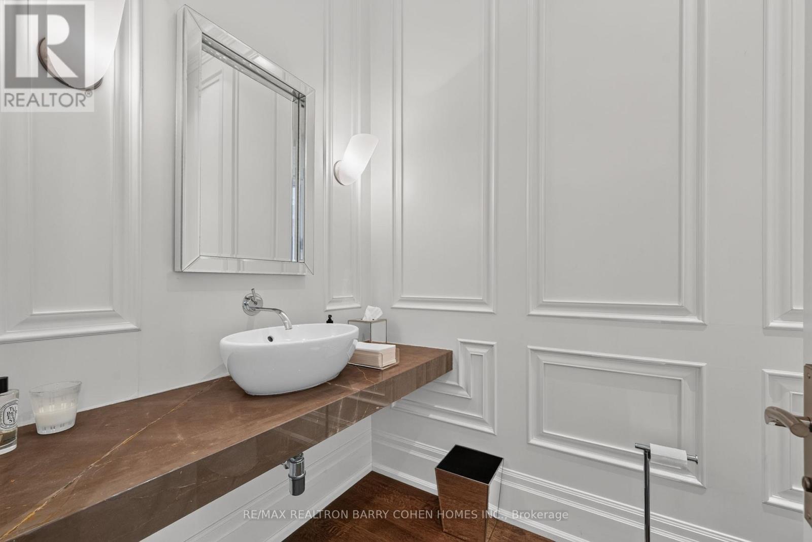 20b Woodlawn Avenue W, Toronto, Ontario  M4V 1G7 - Photo 11 - C13815454