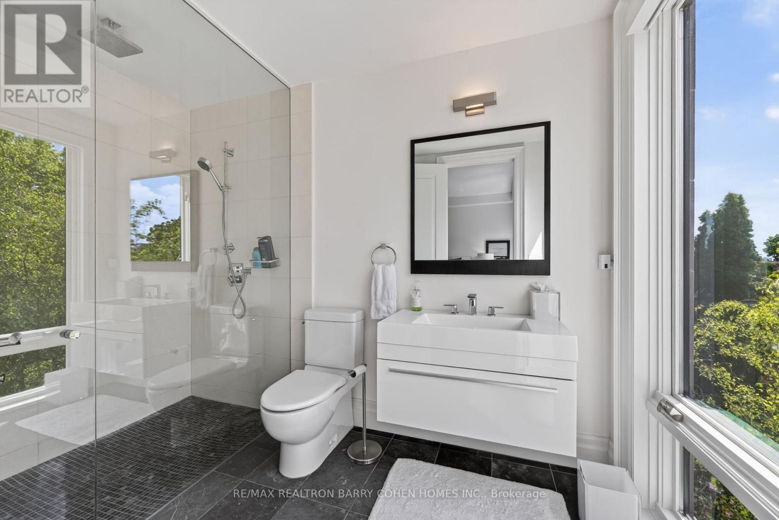 20b Woodlawn Avenue W, Toronto, Ontario  M4V 1G7 - Photo 18 - C13815454