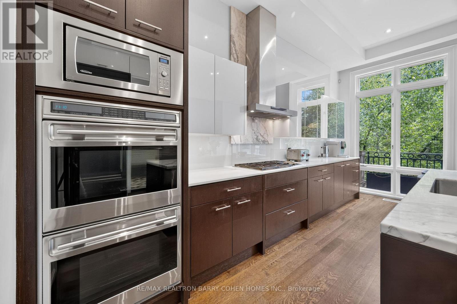 20b Woodlawn Avenue W, Toronto, Ontario  M4V 1G7 - Photo 5 - C13815454