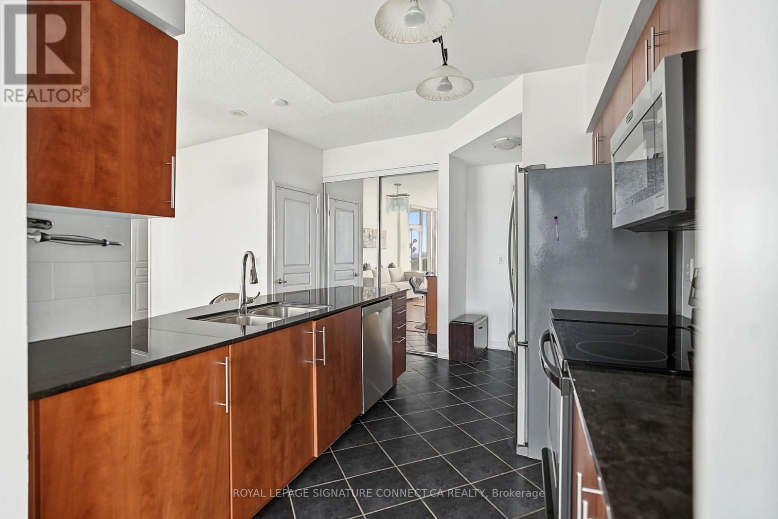 2010 - 509 Beecroft Road, Toronto, Ontario  M2N 0A3 - Photo 17 - C13815482
