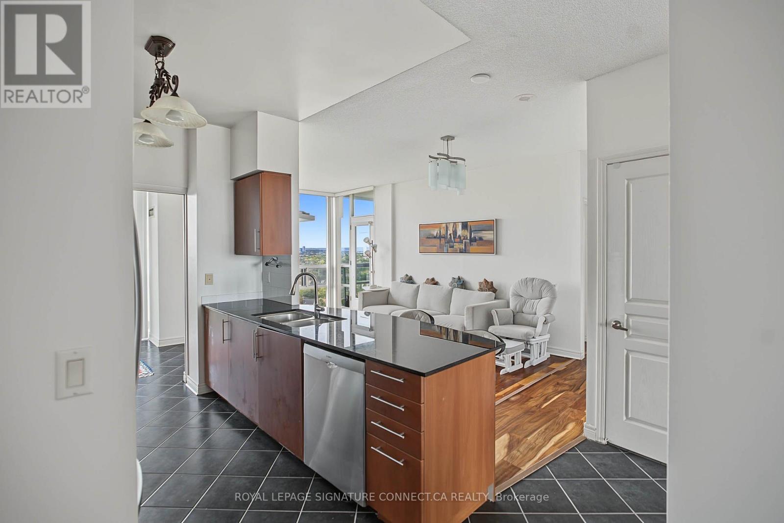 2010 - 509 Beecroft Road, Toronto, Ontario  M2N 0A3 - Photo 9 - C13815482
