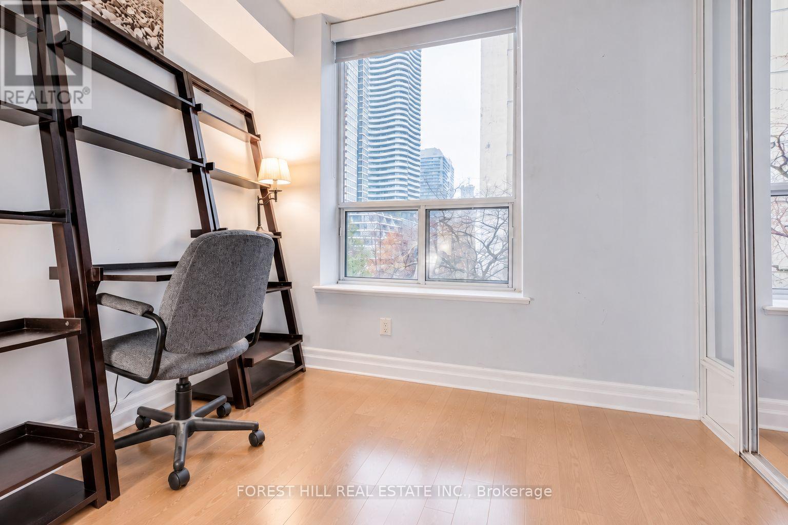 305 - 70 Alexander Street, Toronto, Ontario  M4Y 3B6 - Photo 5 - C13815522