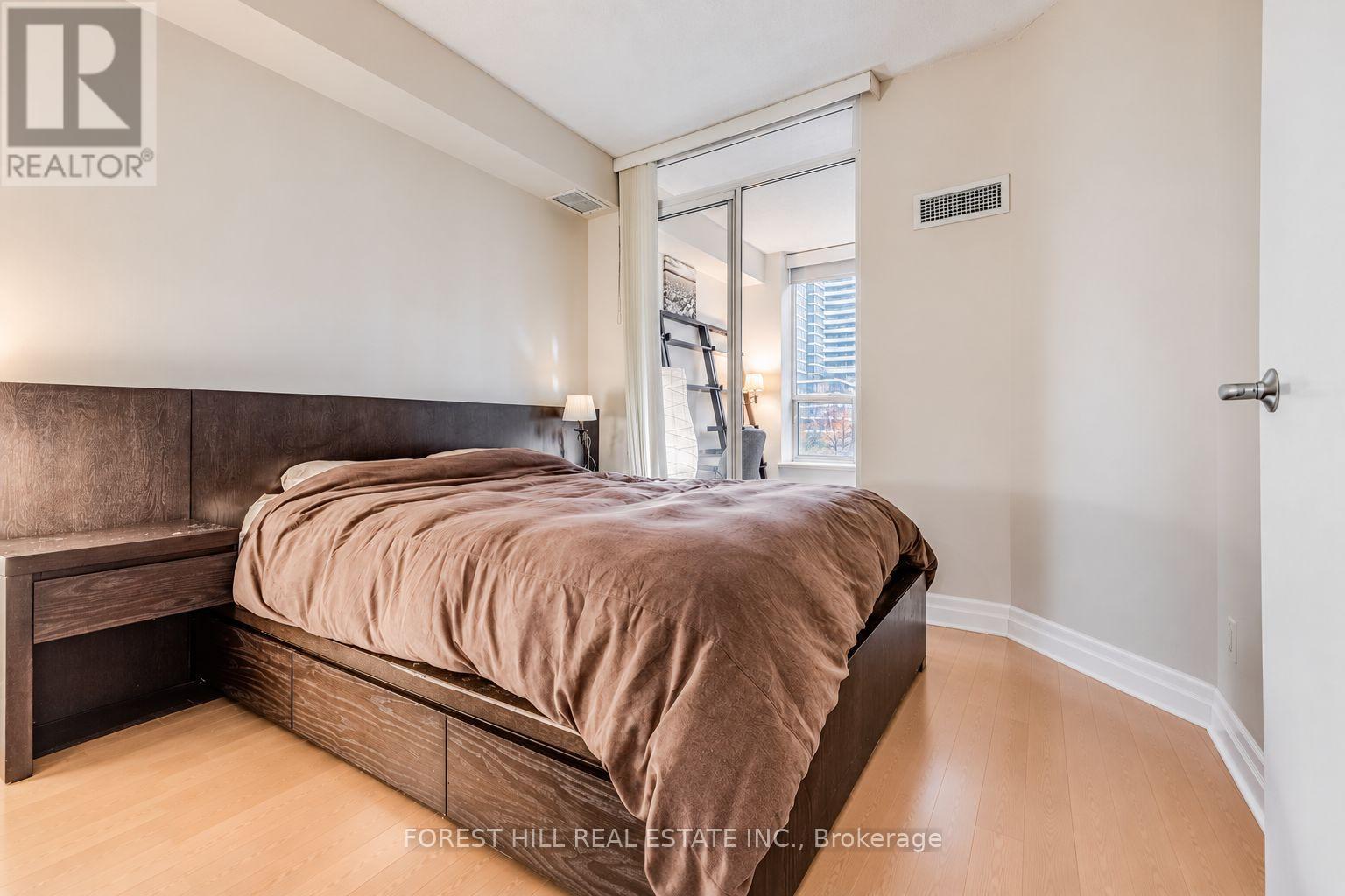 305 - 70 Alexander Street, Toronto, Ontario  M4Y 3B6 - Photo 6 - C13815522