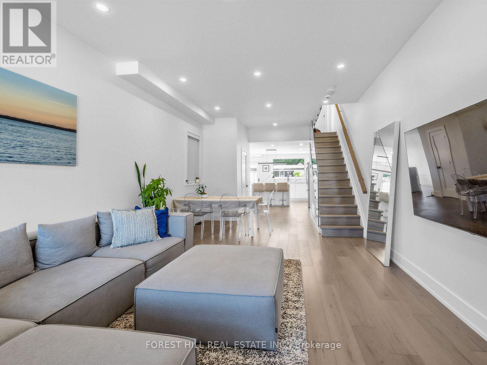 87 Palmerston Avenue, Toronto, Ontario  M6J 2J2 - Photo 6 - C13815594