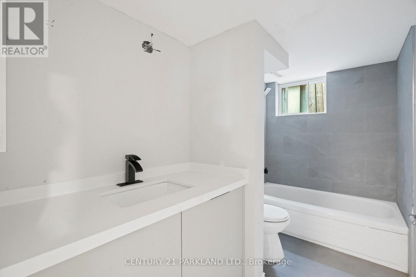 Bsmt - 35 Princemere Crescent, Toronto, Ontario  M1R 3X1 - Photo 19 - E13815688