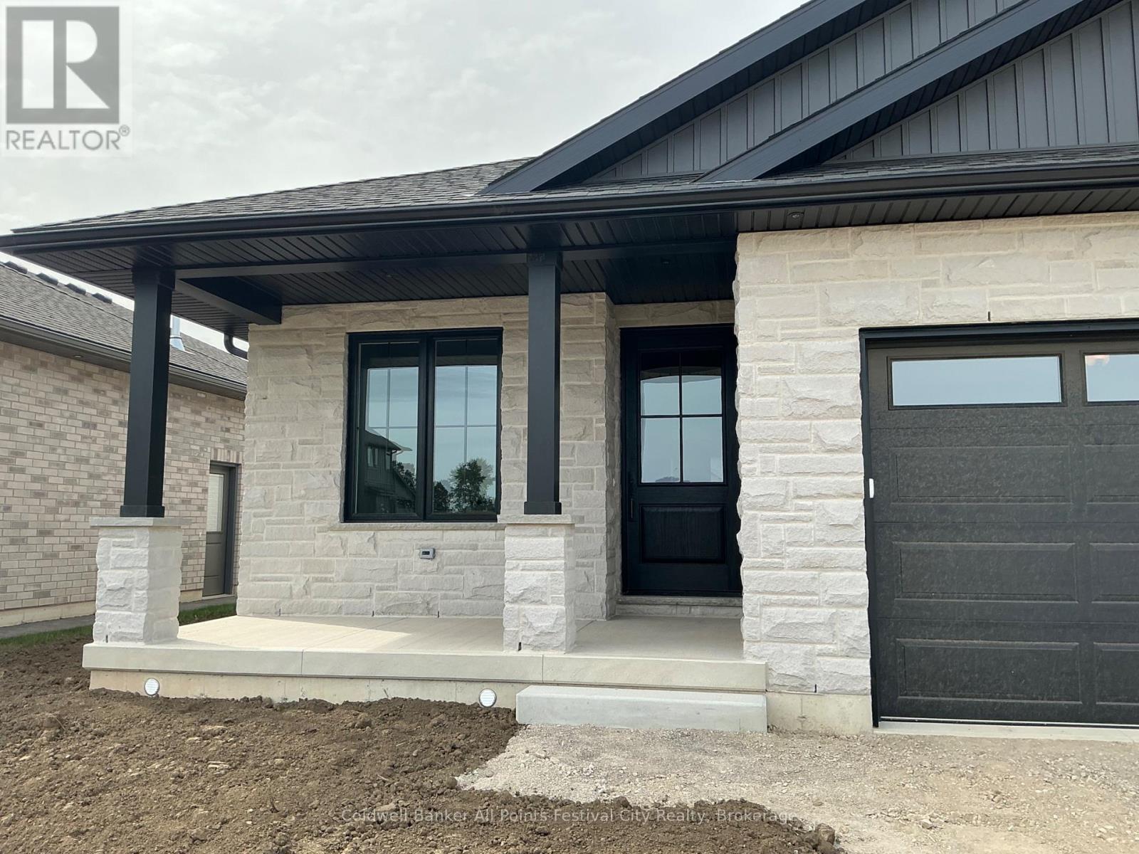 218 Henry Street, West Perth, Ontario  N0K 1N0 - Photo 10 - X13815554