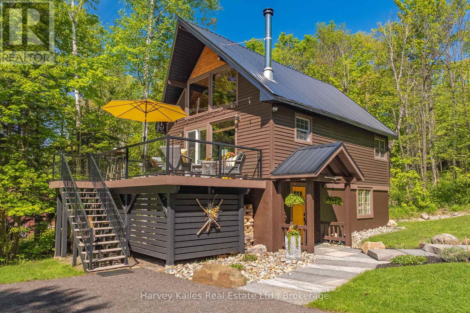 157 Chalet Crescent, Huntsville, Ontario  P1H 1A8 - Photo 1 - X13815596