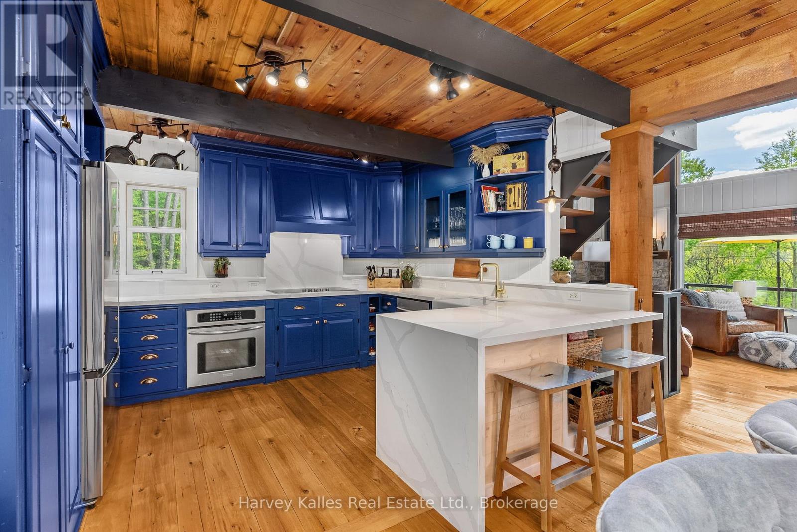 157 Chalet Crescent, Huntsville, Ontario  P1H 1A8 - Photo 12 - X13815596