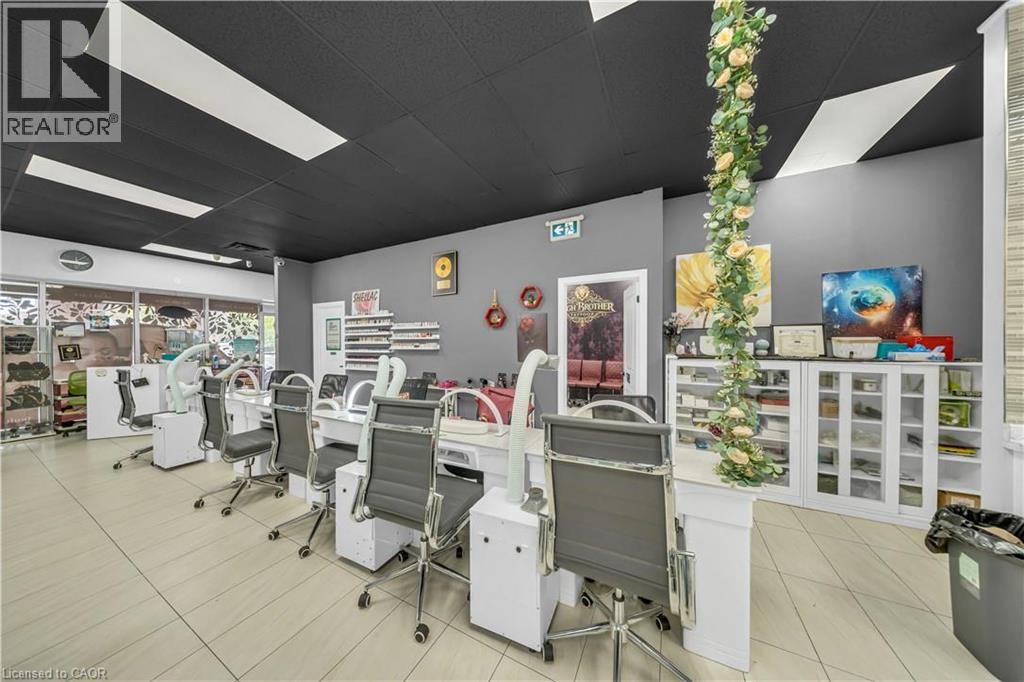 370 Eastbridge Boulevard Unit# B, Waterloo, Ontario N2K 4P1 - Photo 5 - 40865489
