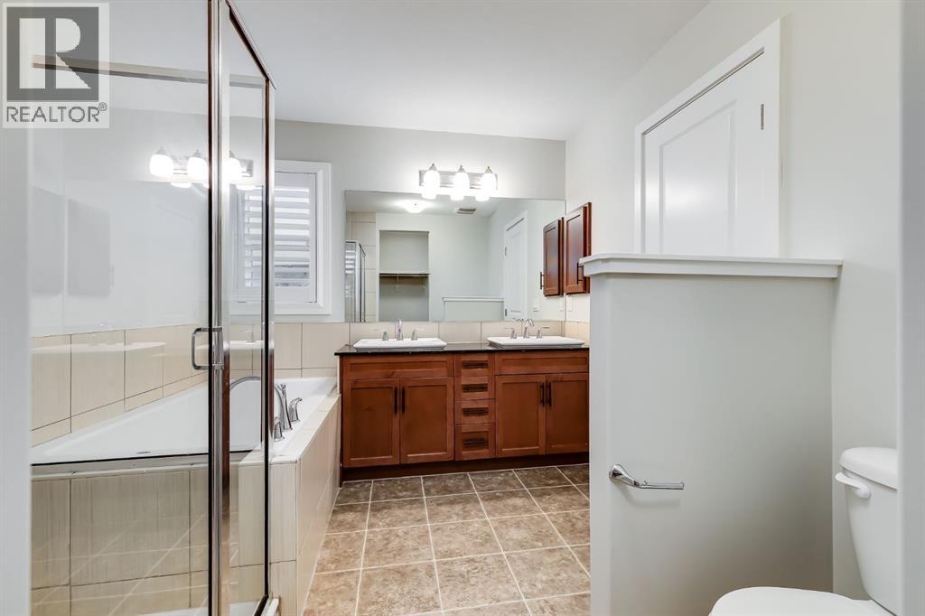 135 Kingsbridge Road SE, Airdrie, Alberta  T4A 0M2 - Photo 16 - A2344003