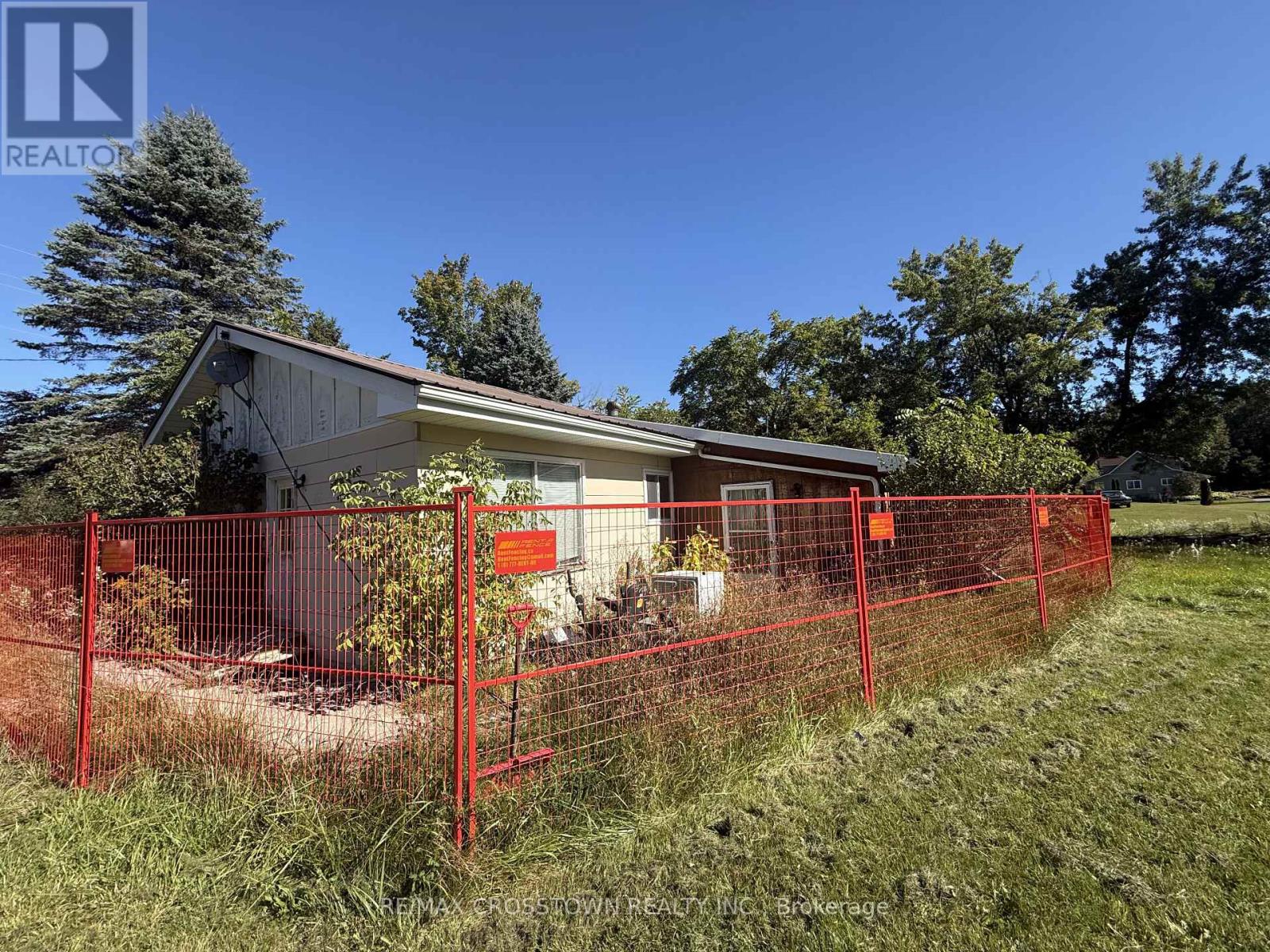 6137 Vasey Road, Tiny, Ontario  L0L 1P0 - Photo 2 - S13815578