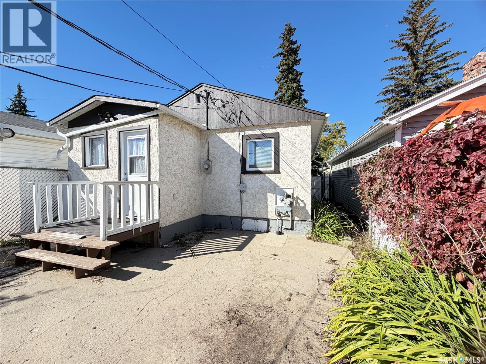 1215 Broder Street, Regina, Saskatchewan  S4N 3R3 - Photo 15 - SK049120