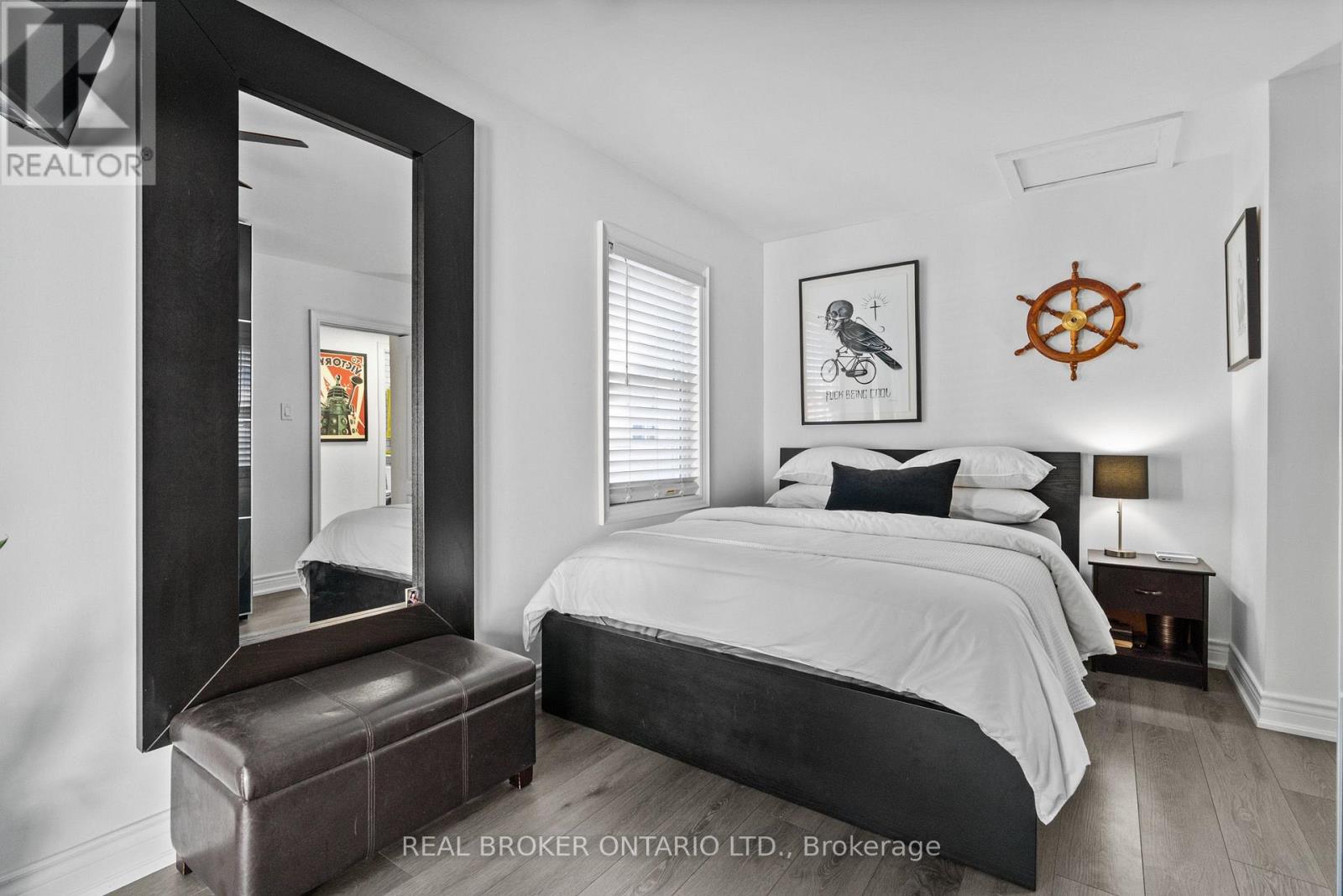 5 Acorn Avenue, Toronto, Ontario M9B 3P7 - Photo 12 - W13815498