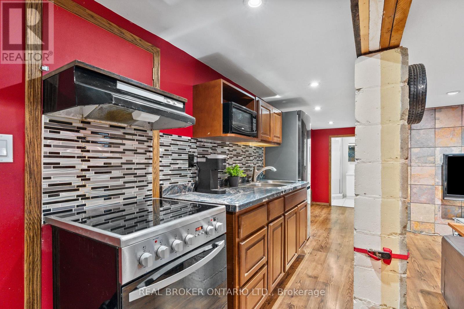 5 Acorn Avenue, Toronto, Ontario M9B 3P7 - Photo 19 - W13815498