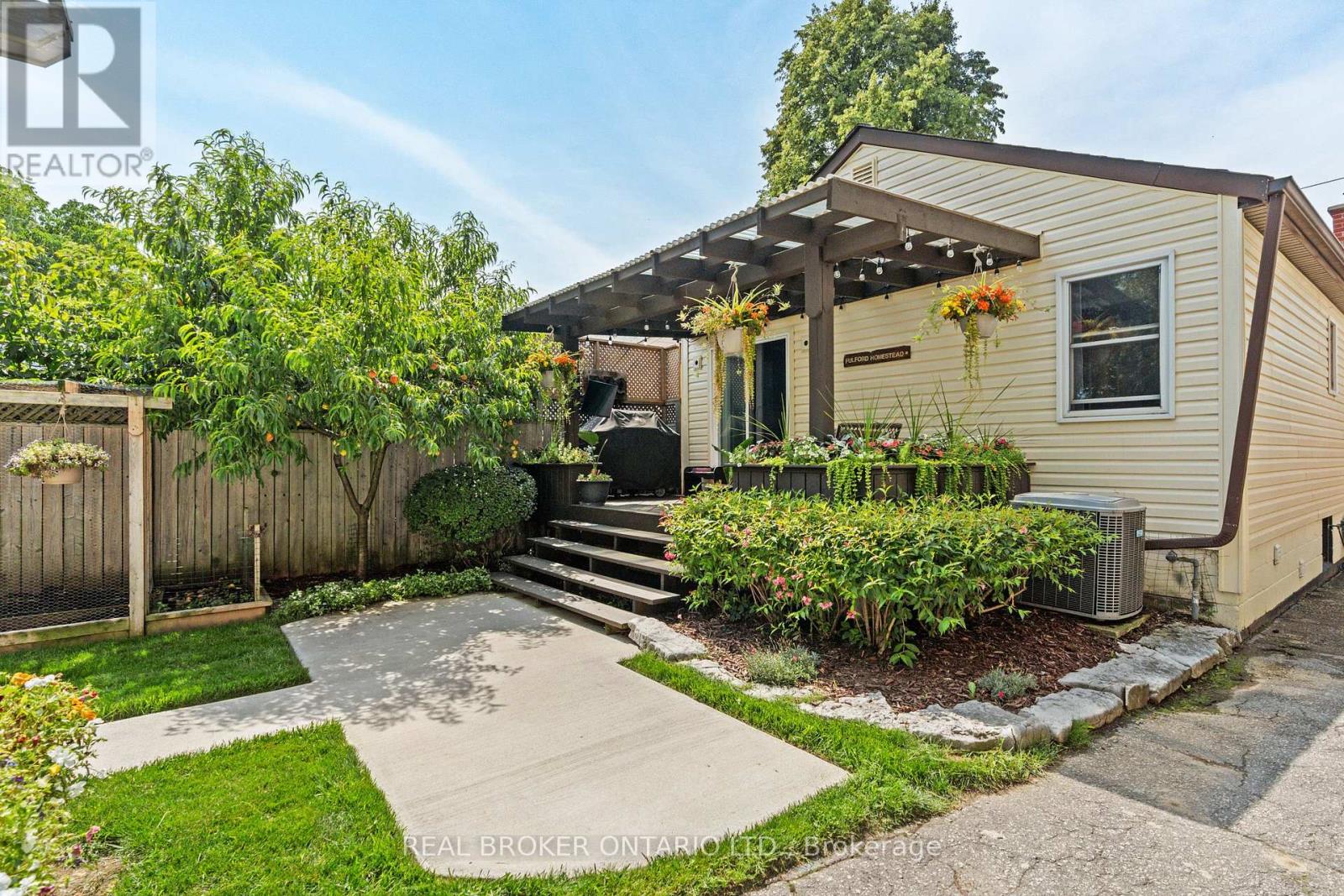 5 Acorn Avenue, Toronto, Ontario M9B 3P7 - Photo 28 - W13815498