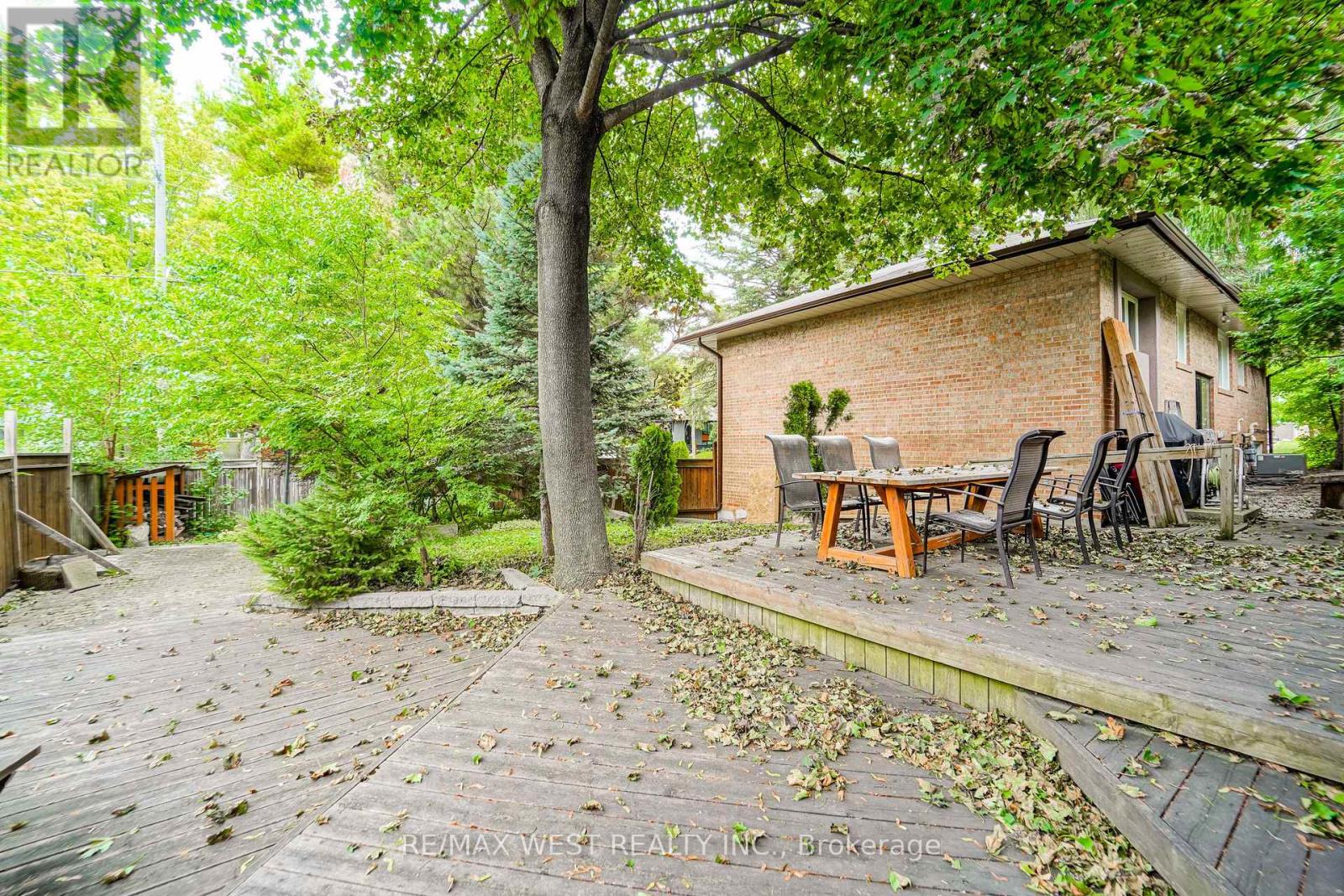 3062 O'hagan Drive, Mississauga, Ontario  L5C 2C5 - Photo 14 - W13815512