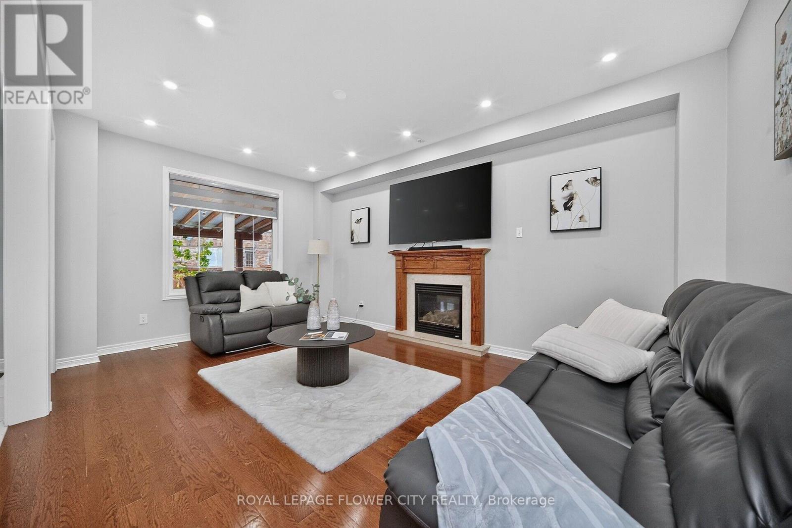 19 Solstice Street, Brampton (Brampton East), Ontario  L6P 3T5 - Photo 23 - W13815536