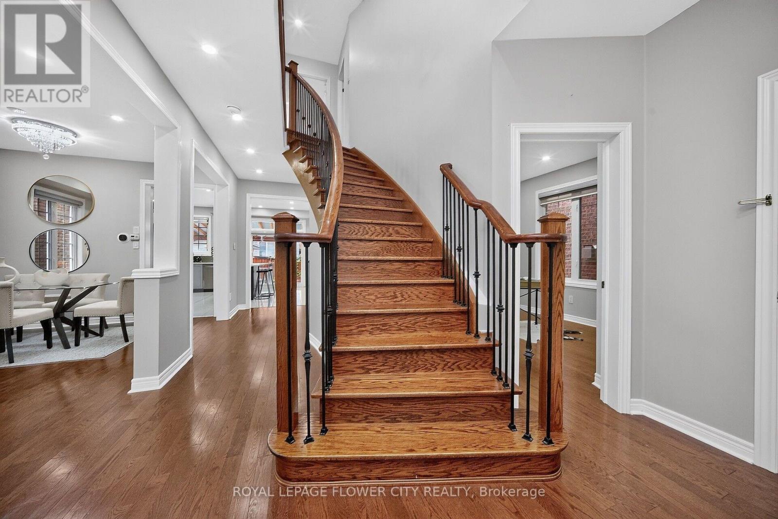 19 Solstice Street, Brampton (Brampton East), Ontario  L6P 3T5 - Photo 28 - W13815536