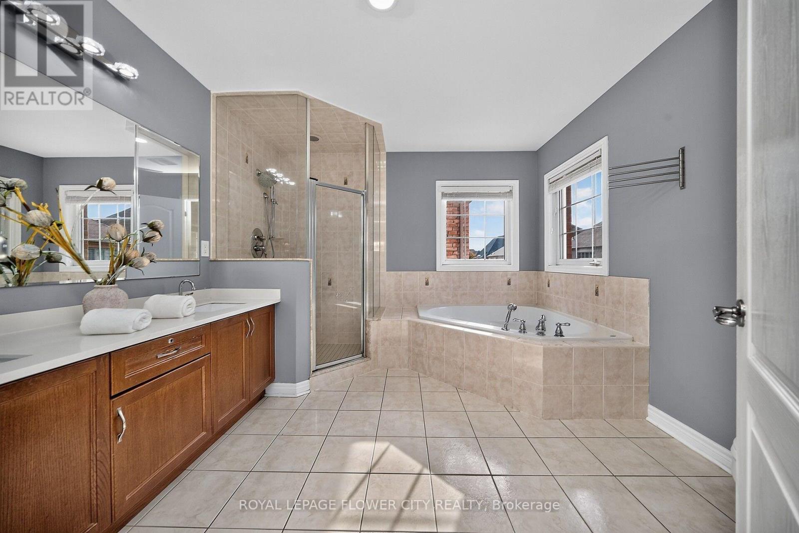 19 Solstice Street, Brampton (Brampton East), Ontario  L6P 3T5 - Photo 31 - W13815536