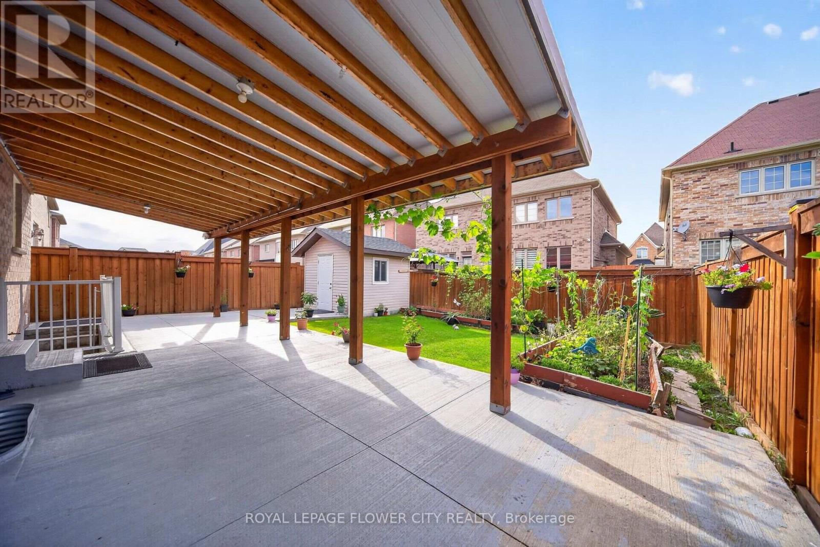 19 Solstice Street, Brampton (Brampton East), Ontario  L6P 3T5 - Photo 46 - W13815536
