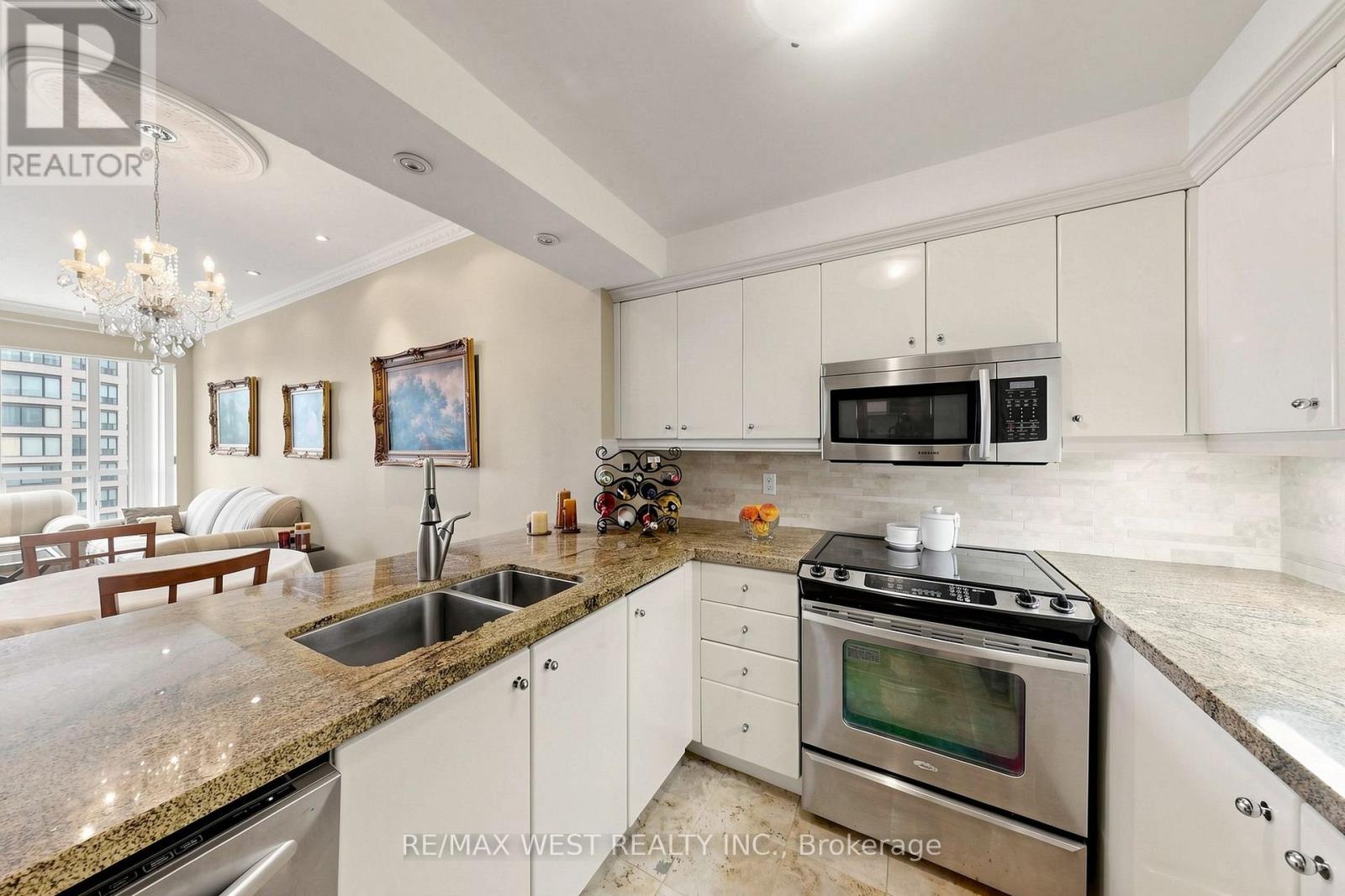 1404 - 2287 Lake Shore Boulevard W, Toronto, Ontario  M8V 3Y1 - Photo 19 - W13815572