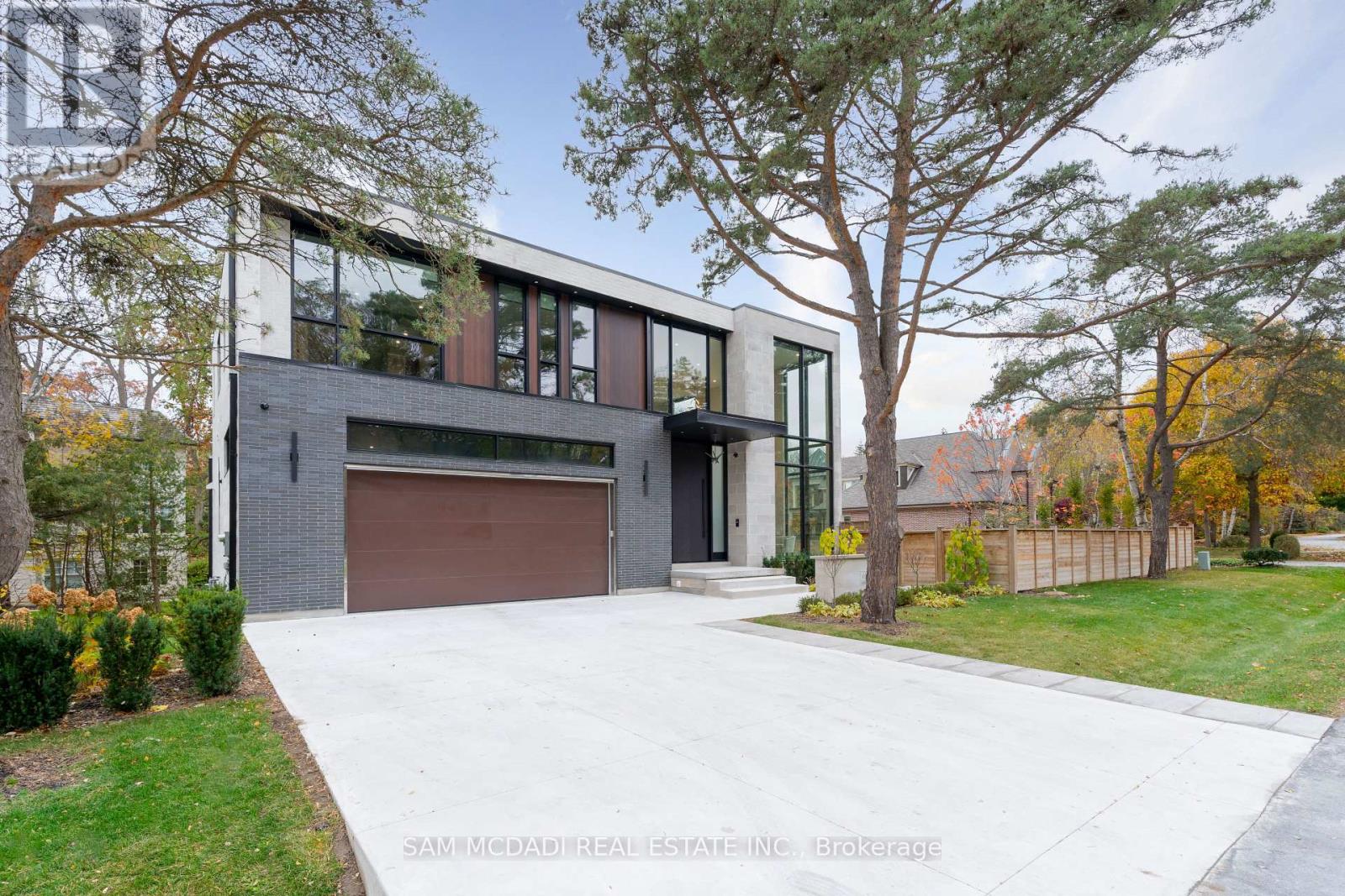112 Elton Park Road, Oakville, Ontario  L6J 4C1 - Photo 1 - W13815622