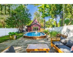 26 THORNTON AVENUE, London East, Ontario