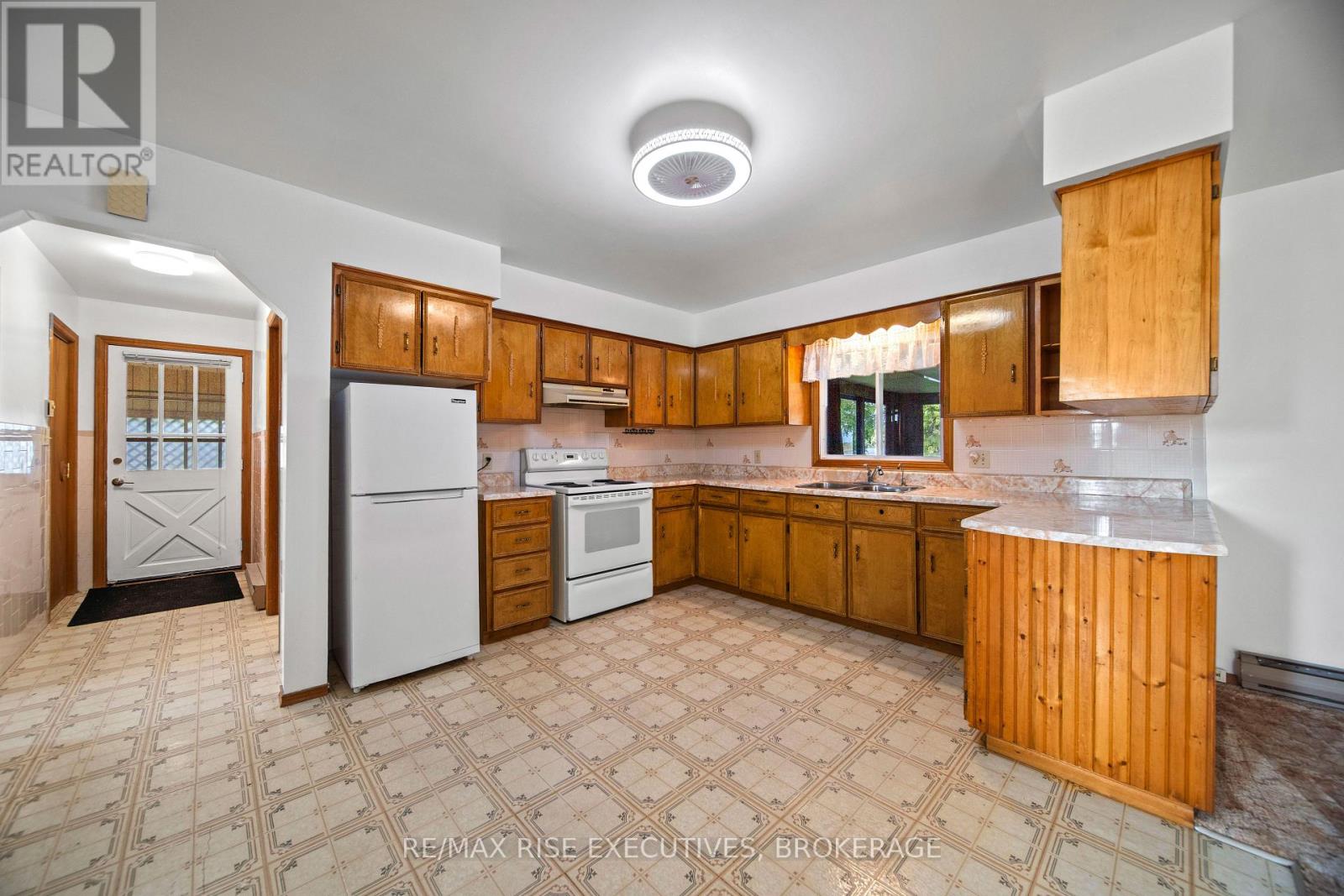 191 Red Cedar Point Road, Stone Mills, Ontario  K0K 3N0 - Photo 8 - X13812776