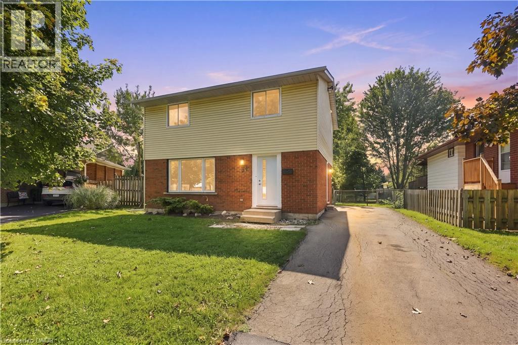 27 Cummington Place, Welland, Ontario  L3C 6A9 - Photo 1 - 40864747