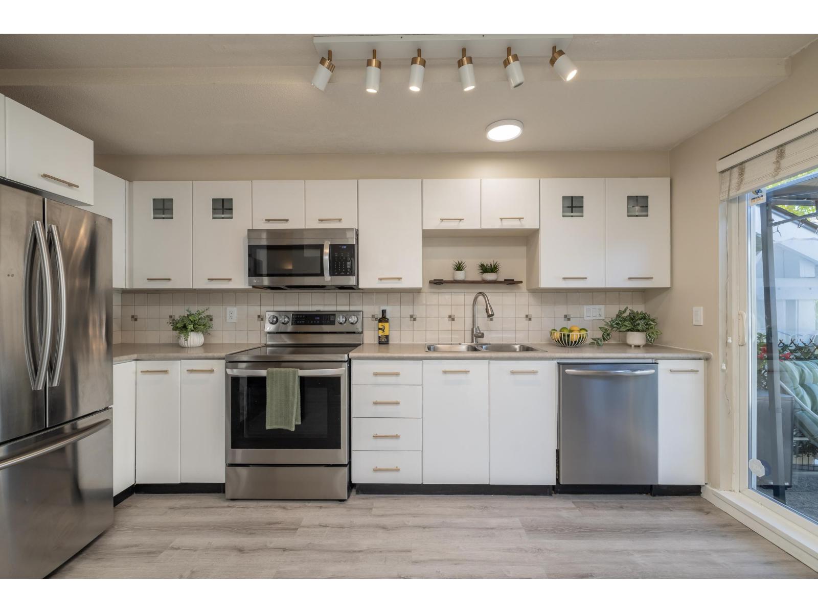 57 7179 201 Street, Langley, British Columbia  V2Y 2Y9 - Photo 4 - R3167953