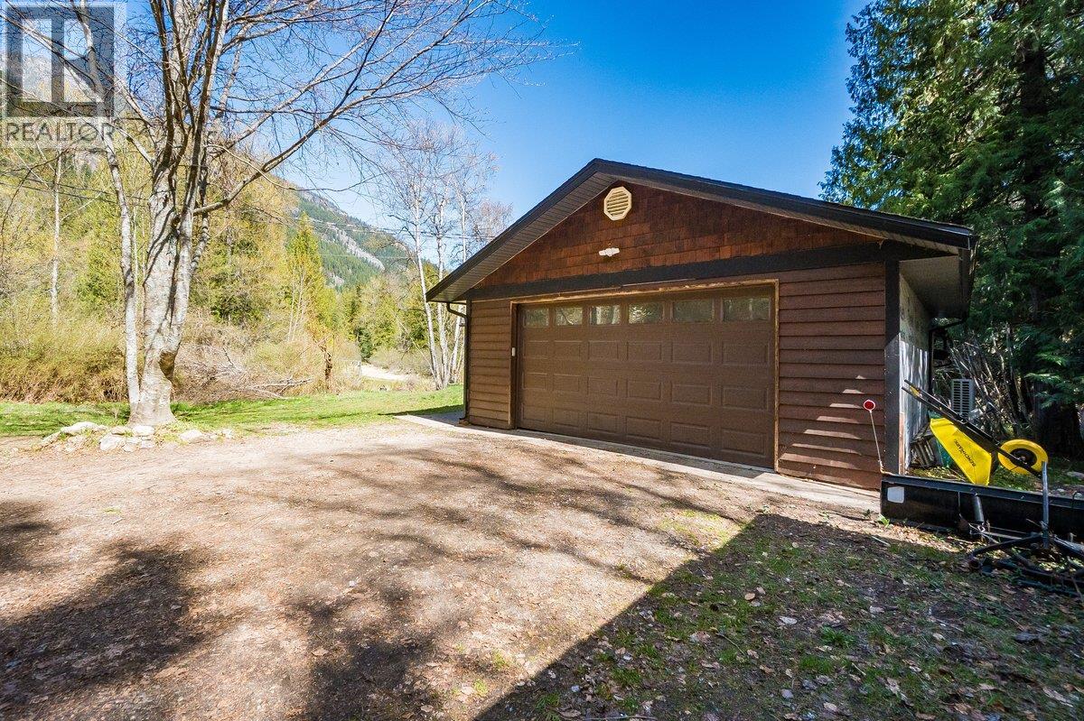 4408 Slocan River Road, Winlaw, British Columbia  V0G 2J0 - Photo 46 - 10384353