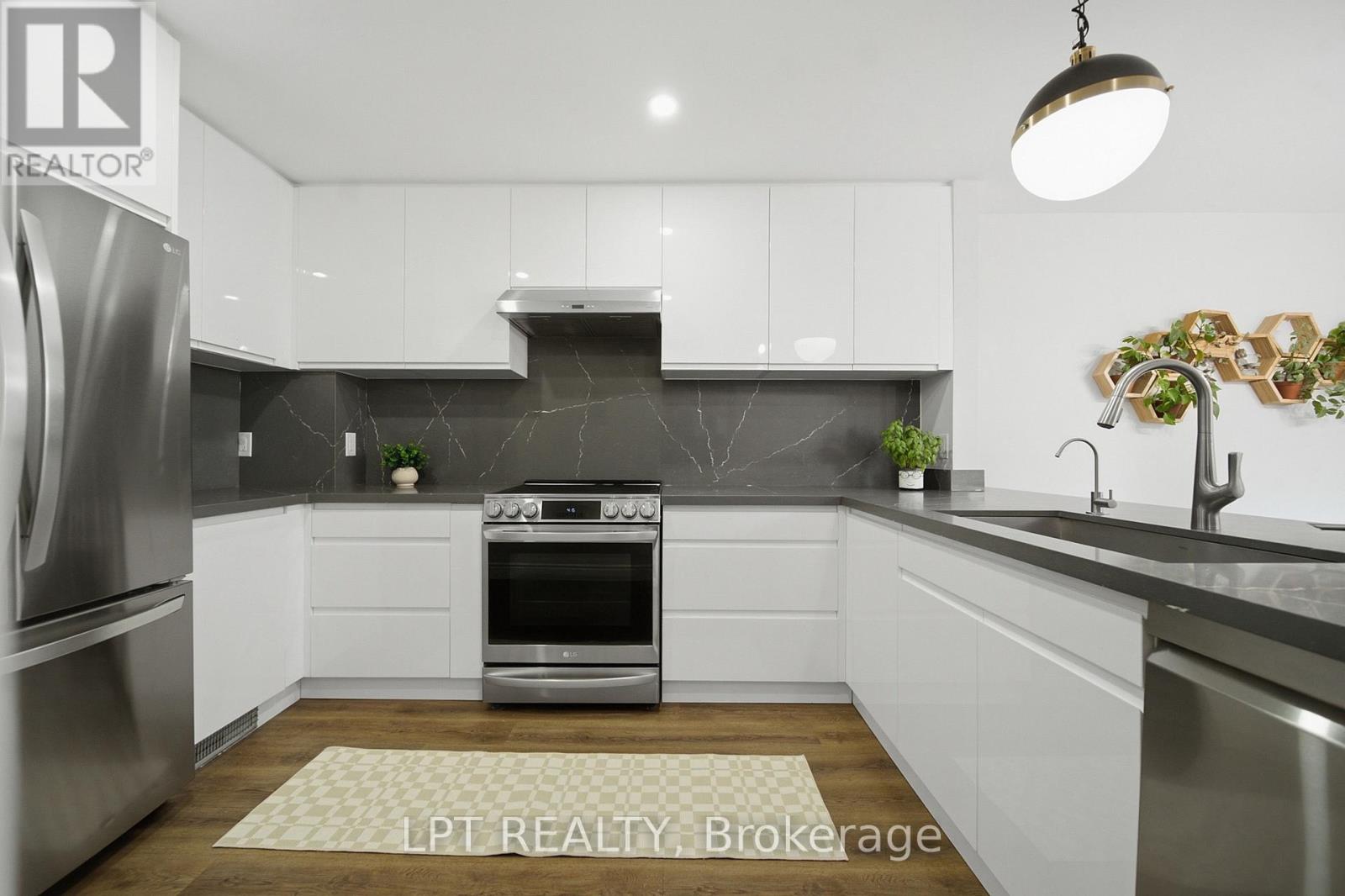 110 - 155 Glovers Road, Oshawa, Ontario  L1G 7A4 - Photo 7 - E13815438