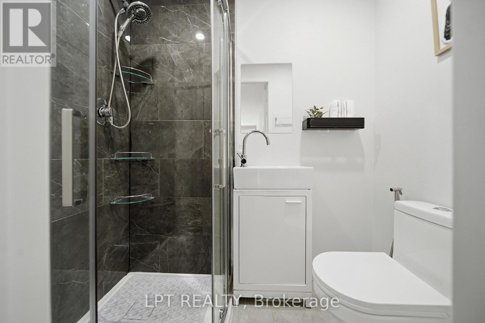 110 - 155 Glovers Road, Oshawa, Ontario  L1G 7A4 - Photo 28 - E13815438