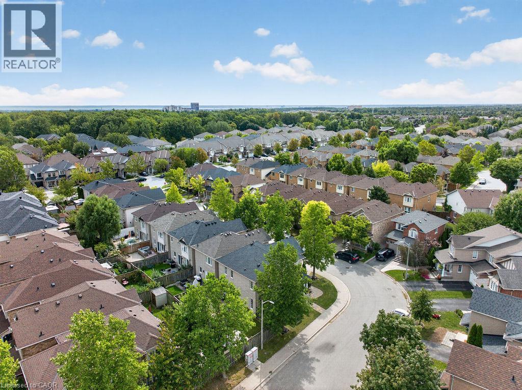 2261 Seton Crescent, Burlington, Ontario  L7L 6Y4 - Photo 6 - 40856092