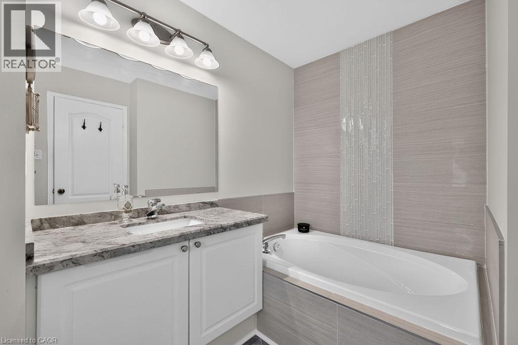 2261 Seton Crescent, Burlington, Ontario  L7L 6Y4 - Photo 28 - 40856092