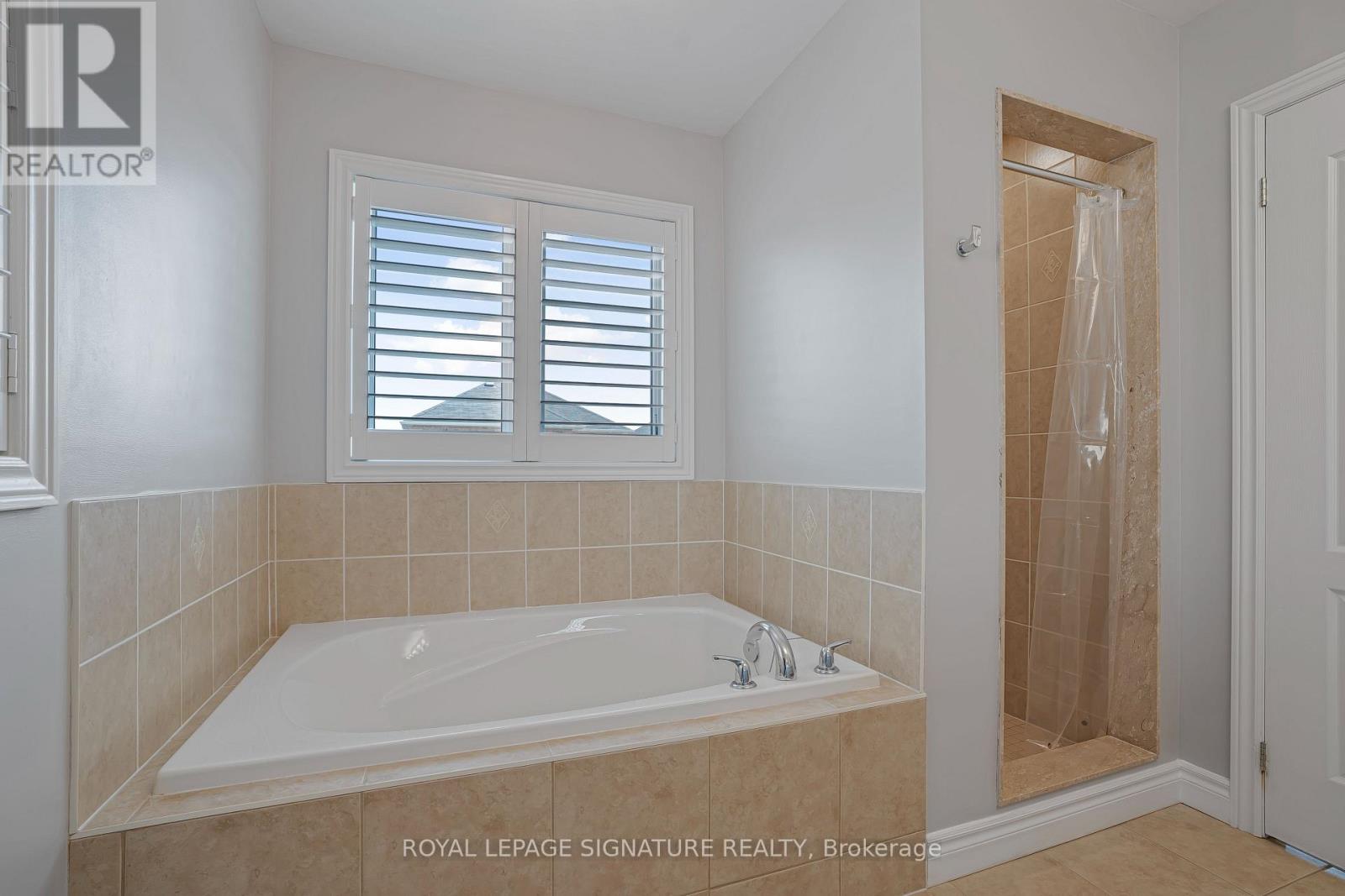 35 Mahogany Forest Drive, Vaughan, Ontario  L6A 4S8 - Photo 21 - N13764550
