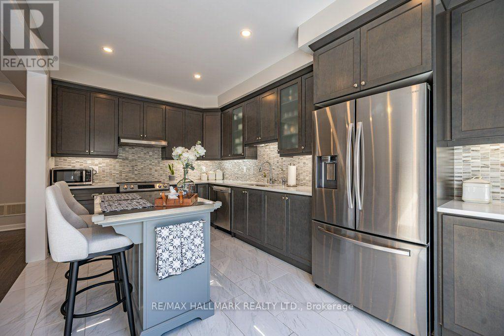 29 Ness Drive, Richmond Hill, Ontario  L4S 0J8 - Photo 6 - N13814728