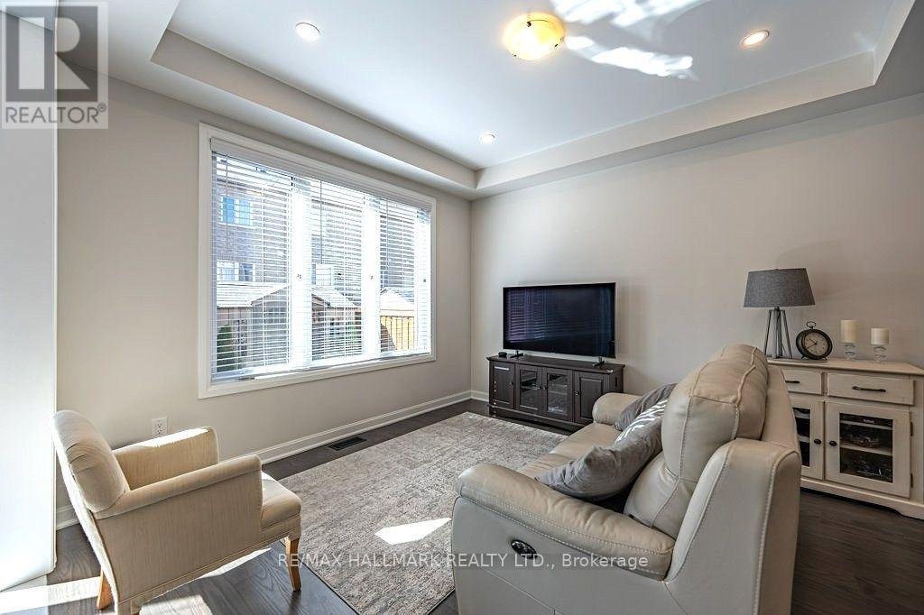 29 Ness Drive, Richmond Hill, Ontario  L4S 0J8 - Photo 8 - N13814728