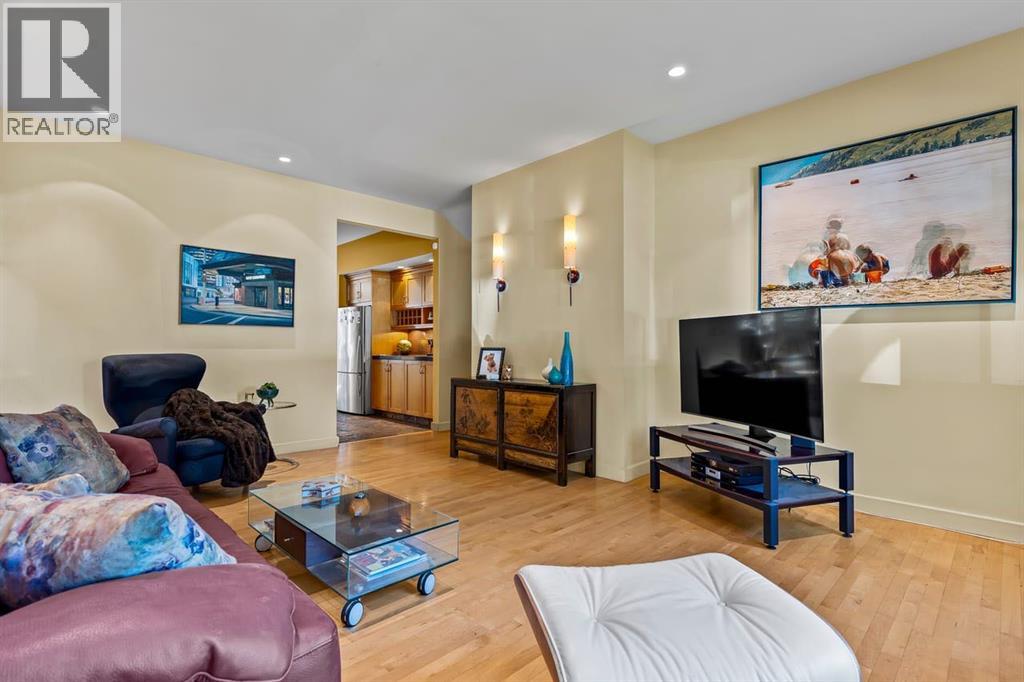 1717 7 Avenue NW, Calgary, Alberta  T2N 0Z5 - Photo 6 - A2336911