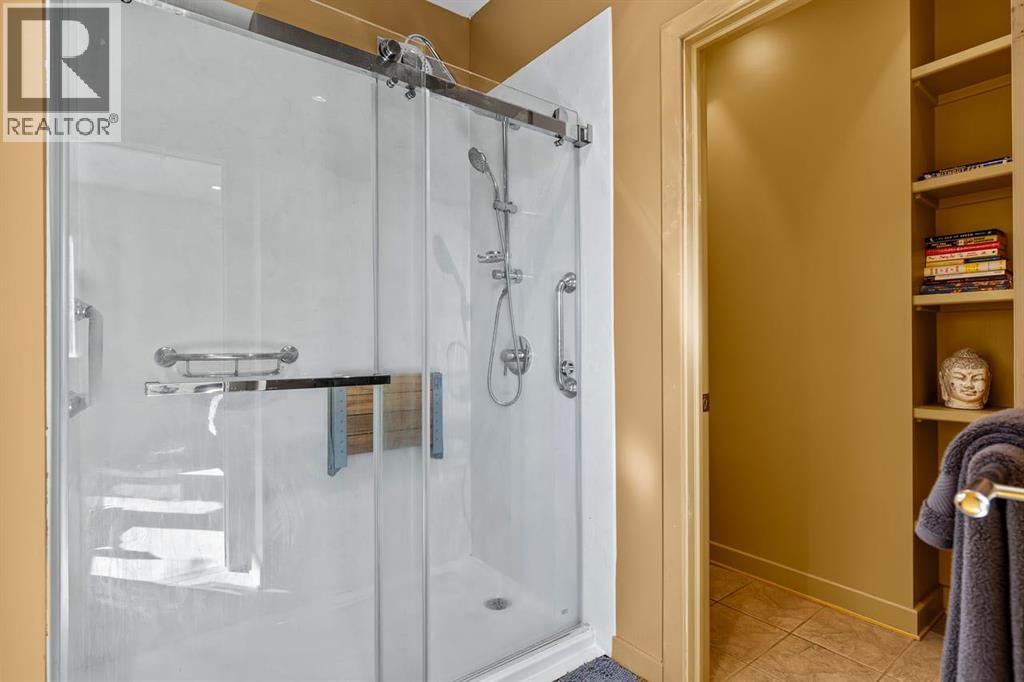 1717 7 Avenue NW, Calgary, Alberta  T2N 0Z5 - Photo 24 - A2336911