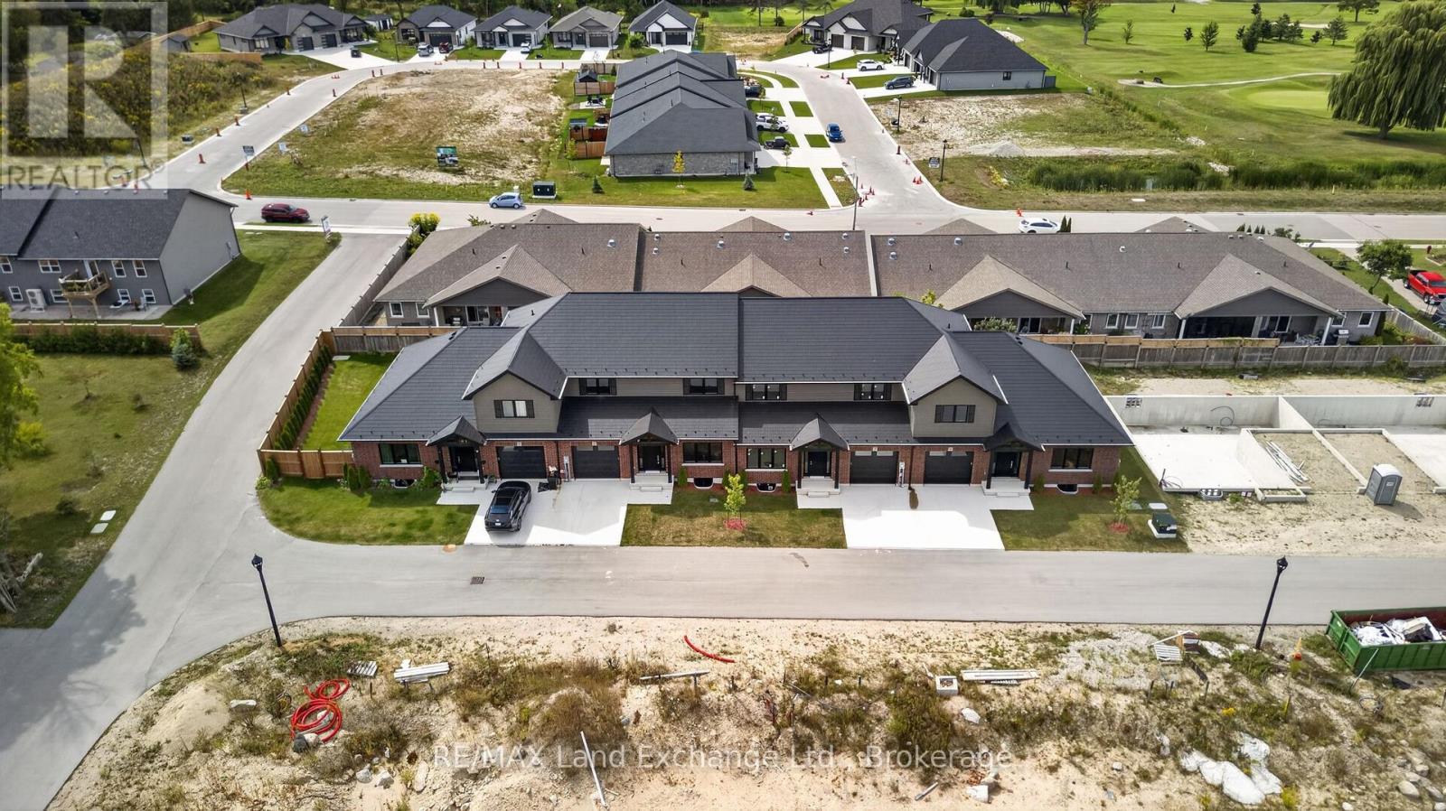 Unit 4 - 8 Golf Links Road, Kincardine, Ontario  N2Z 0G1 - Photo 35 - X12955168