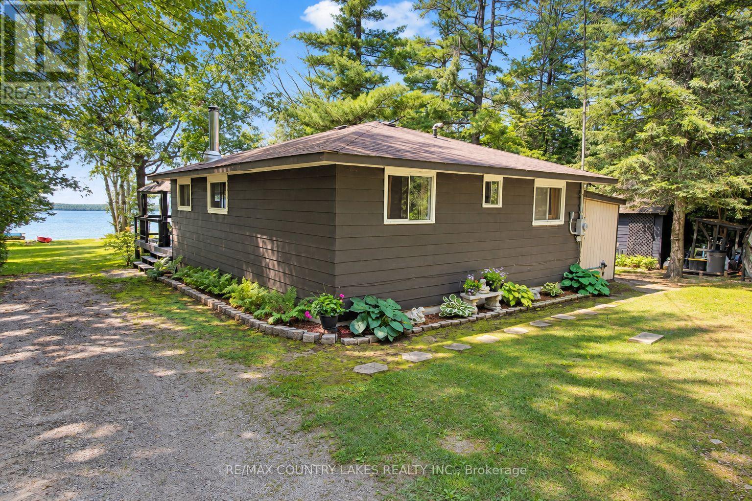 31 Hillcrest Avenue, Kawartha Lakes, Ontario  K0M 2B0 - Photo 4 - X13731174