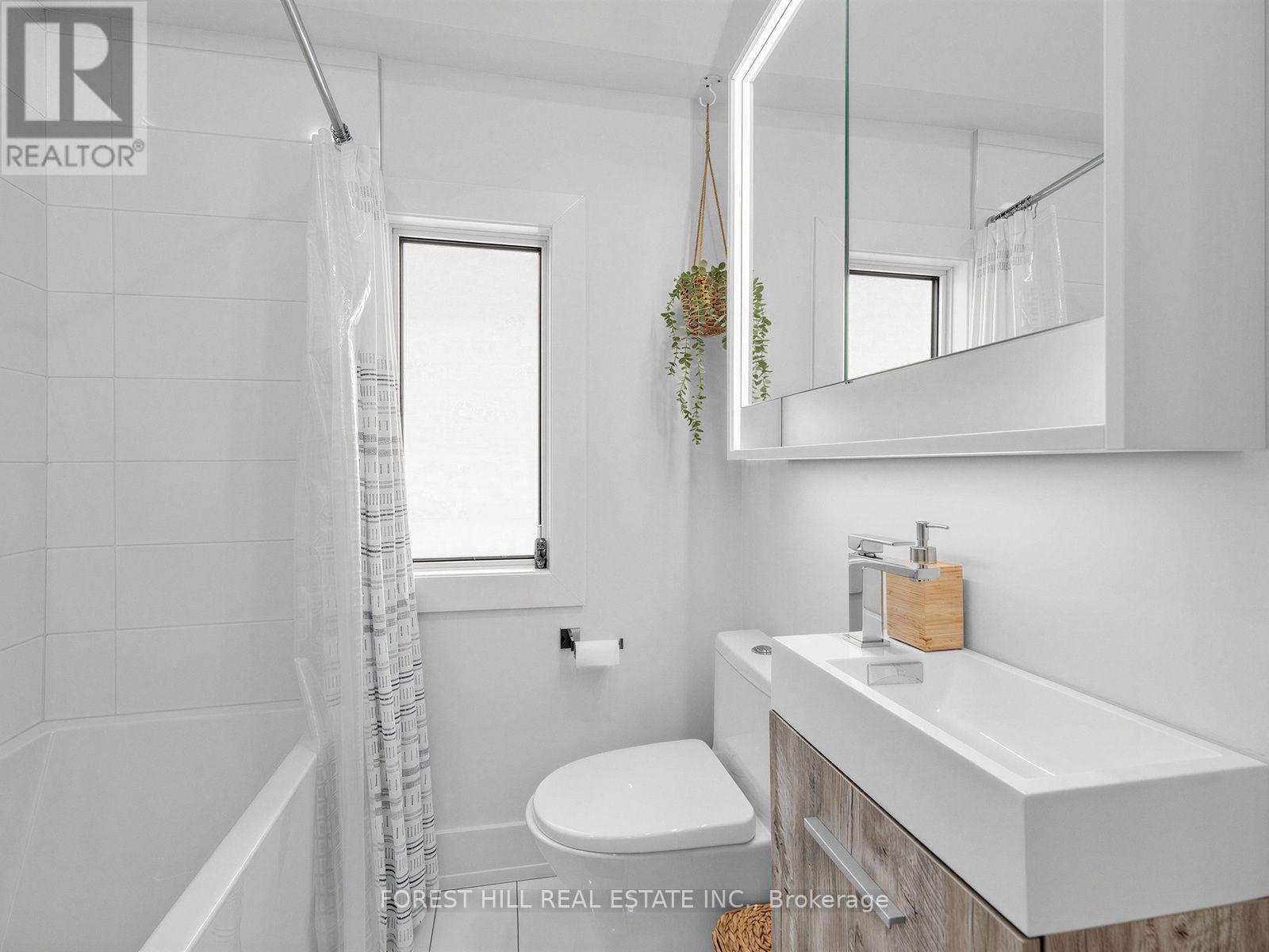 87 Palmerston Avenue, Toronto, Ontario  M6J 2J2 - Photo 23 - C13815594